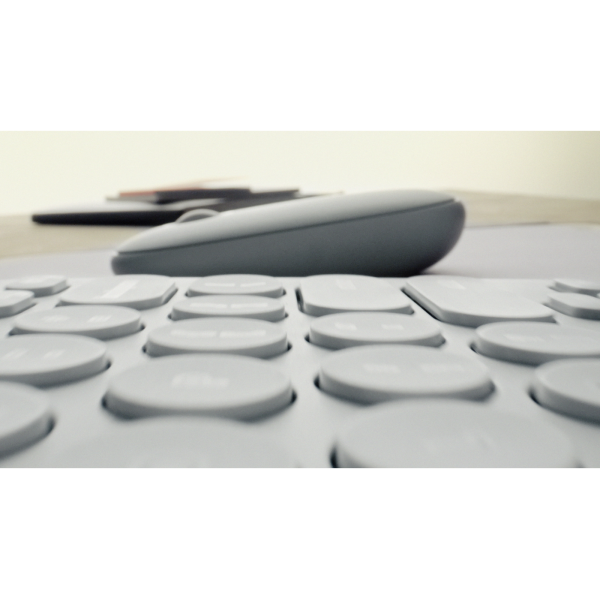 Logitech 910-007013 mouse Viaggio Ambidestro RF senza fili + Bluetooth Ottico 4000 DPI [910-007013]