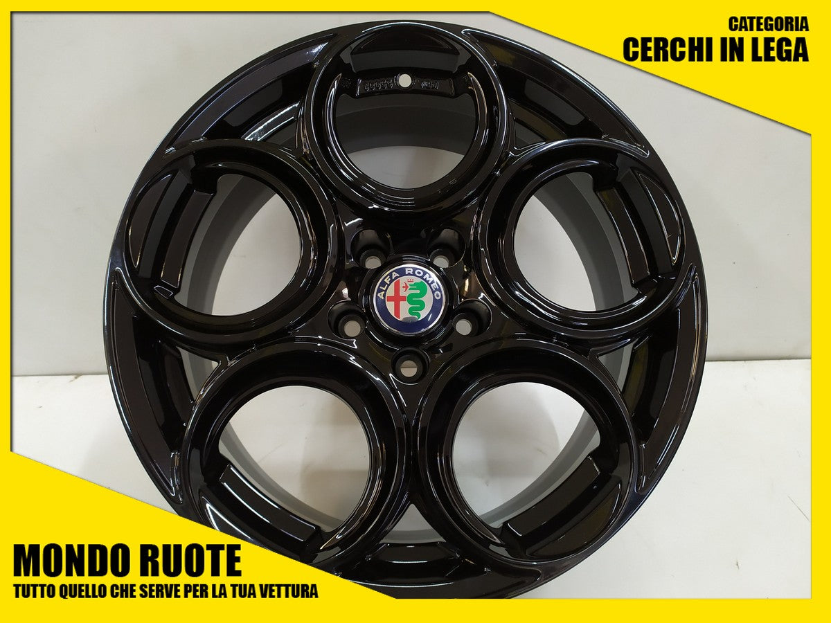 KIT 4 Cerchi in Lega EW24 da 18 Pollici per ALFA ROMEO GIULIETTA / QUADRIFOGLIO