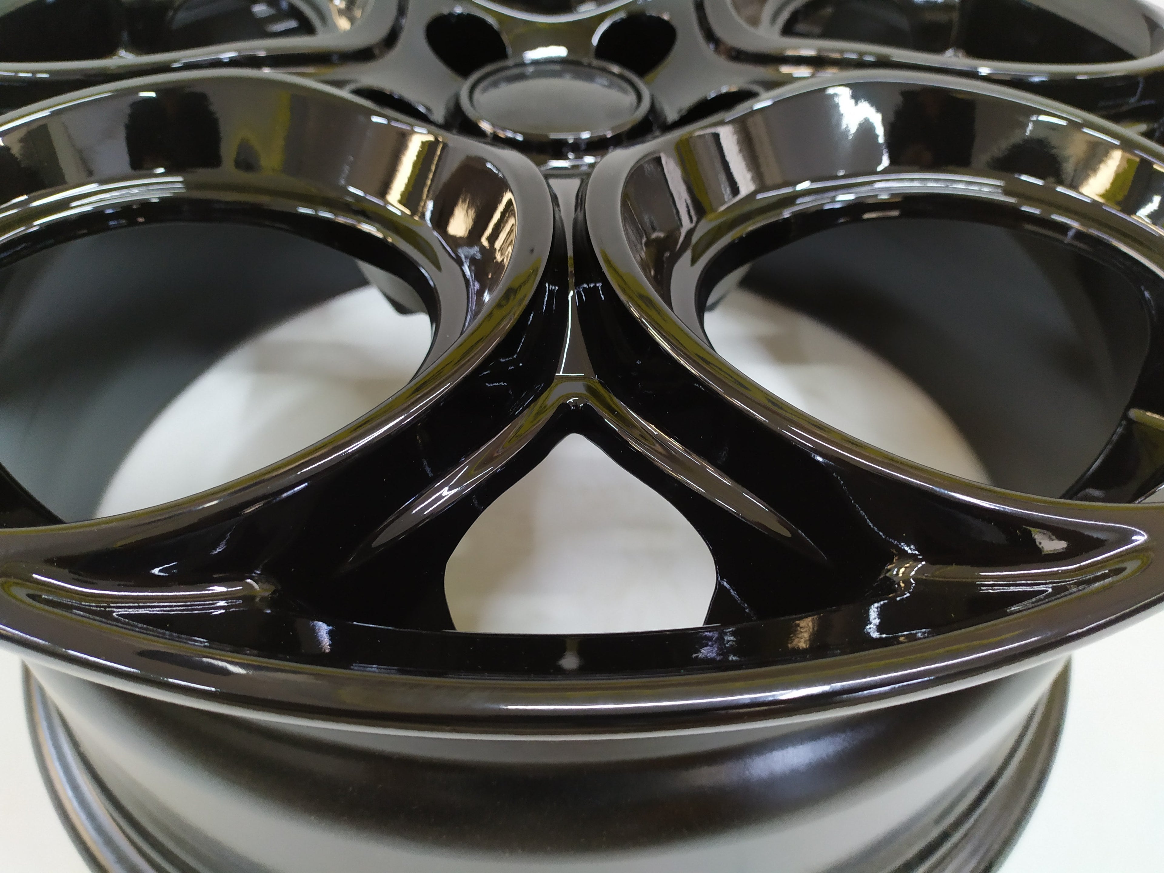 KIT 4 Cerchi in Lega EW24 da 18 Pollici per ALFA ROMEO GIULIETTA / QUADRIFOGLIO