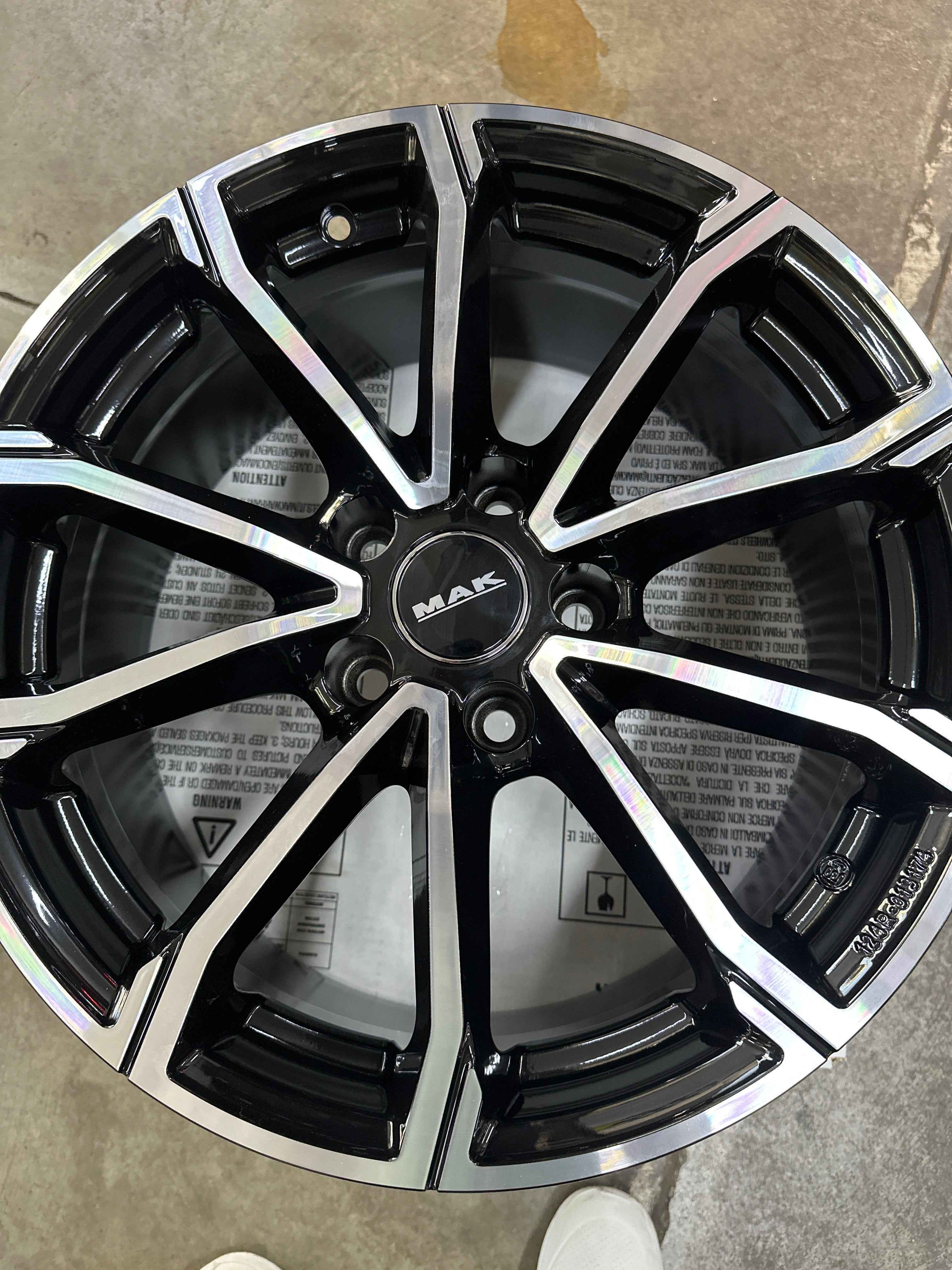 N4 Cerchi In Lega MAK 17 Pollici Per Volkswagen Passat, T-Roc, Beetle, Arteon - 4 Cerchi MAK 17 Per Volkswagen