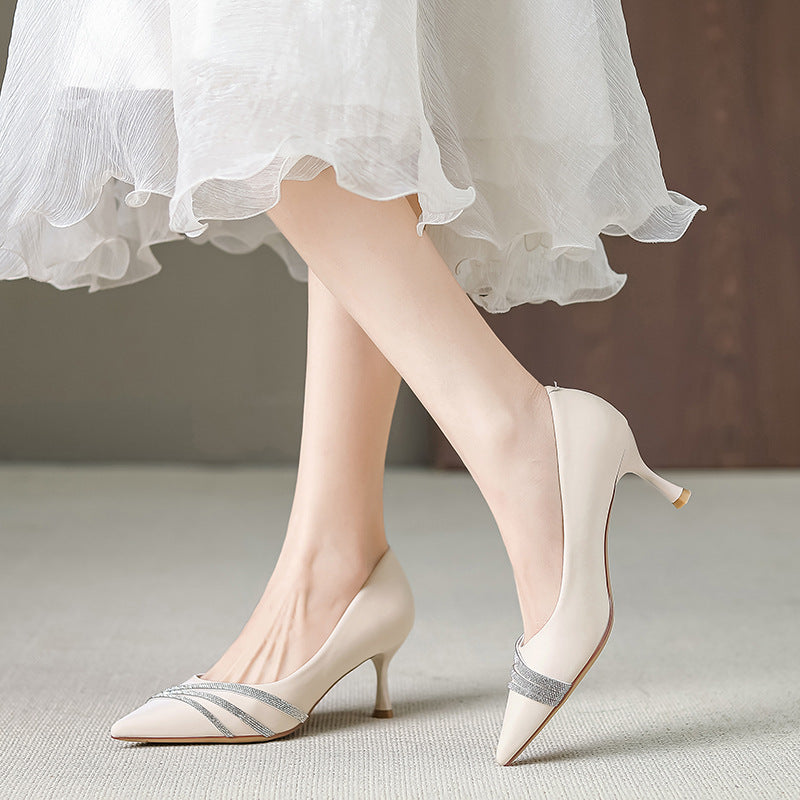 Scarpe eleganti da donna con tacco a spillo