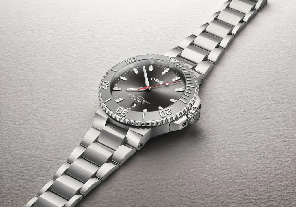 Oris Aquis Date Automatic Swiss Made Grigio 43.5mm – 01 733 7789 4153-07 8 23 04PEB