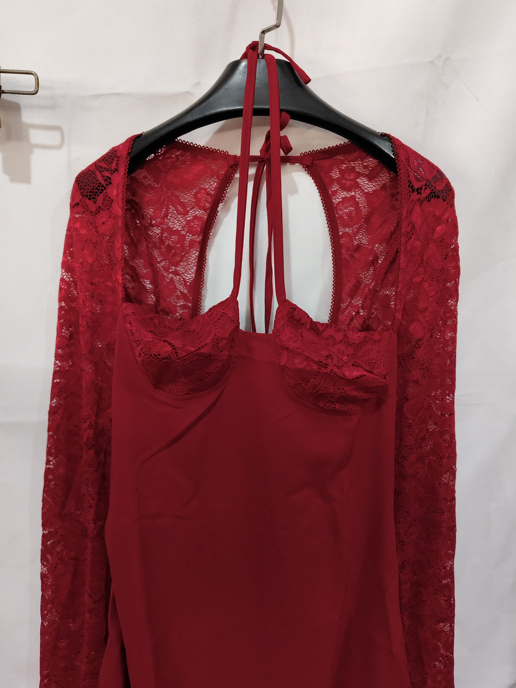 Abiti da donna: abiti lunghi in pizzo per il 2000, abiti corti sexy con allacciatura sul retro in stile corsetto