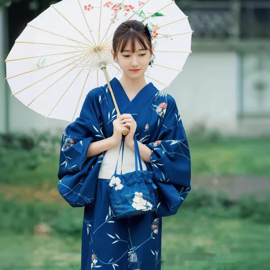 Accappatoio in stile kimono retrò rivisitato in chiave giapponese, modello Huamel, dipinto a mano
