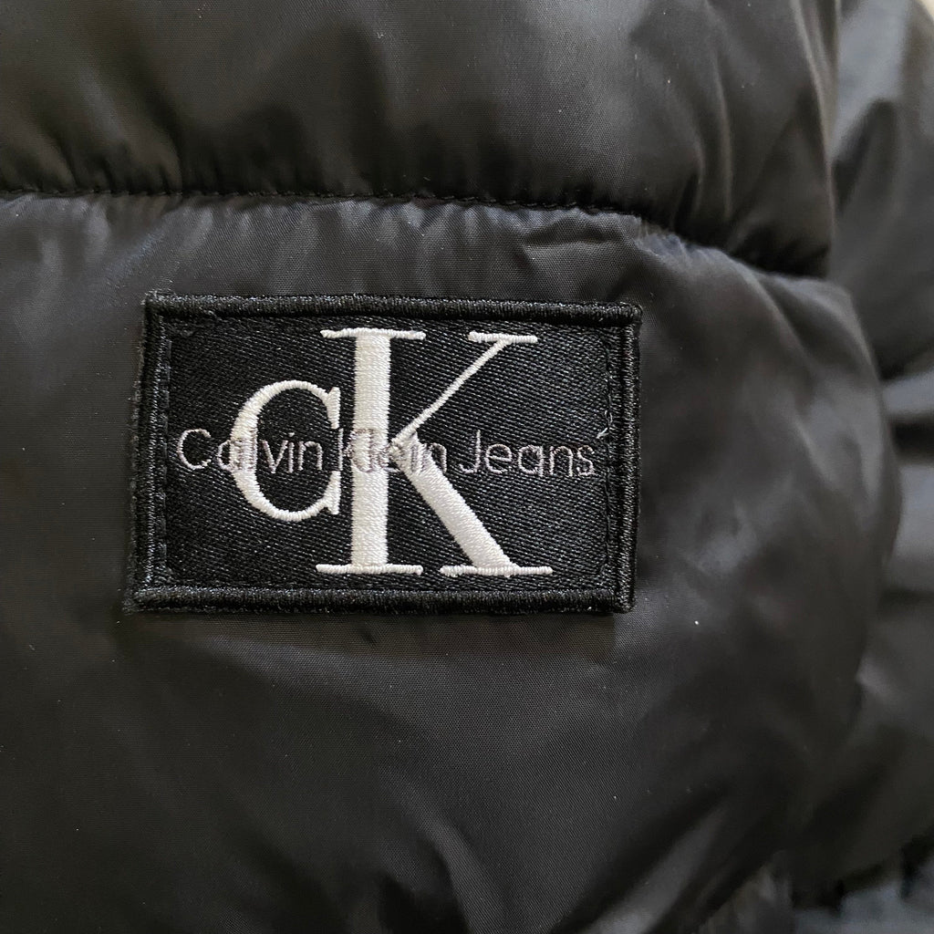 Calvin Klein Giubbotto Trapuntato con Cappuccio Junior IB0IB01276BEH Nero