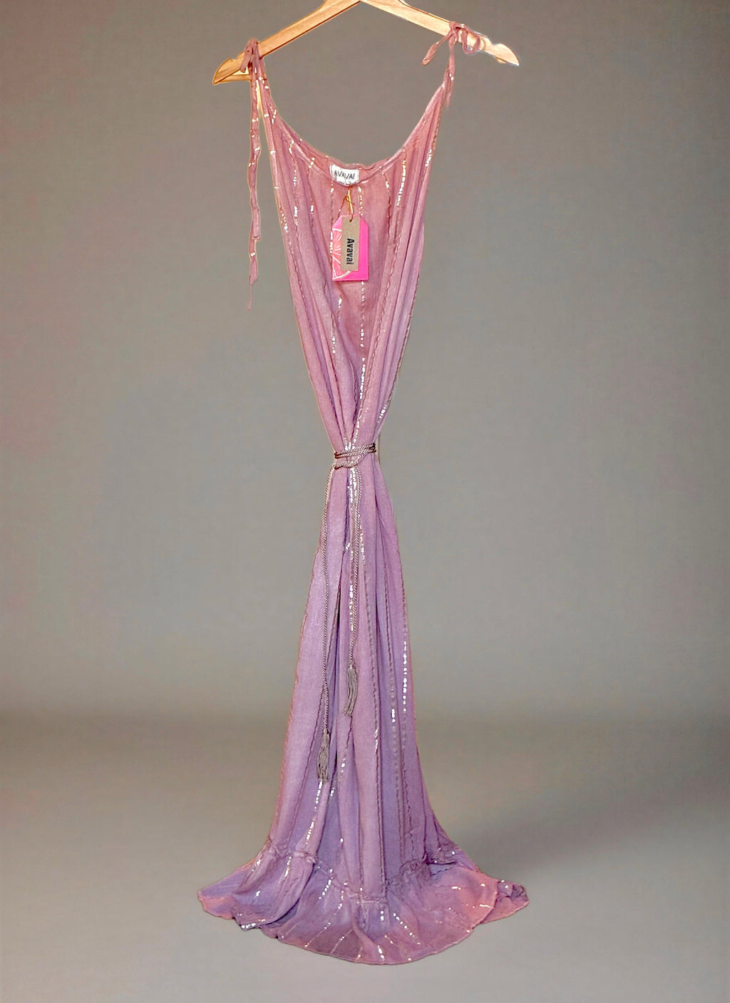 Maxi Dress a righe oro con cintura in cordoncino e nappine✨ Rosa Polvere