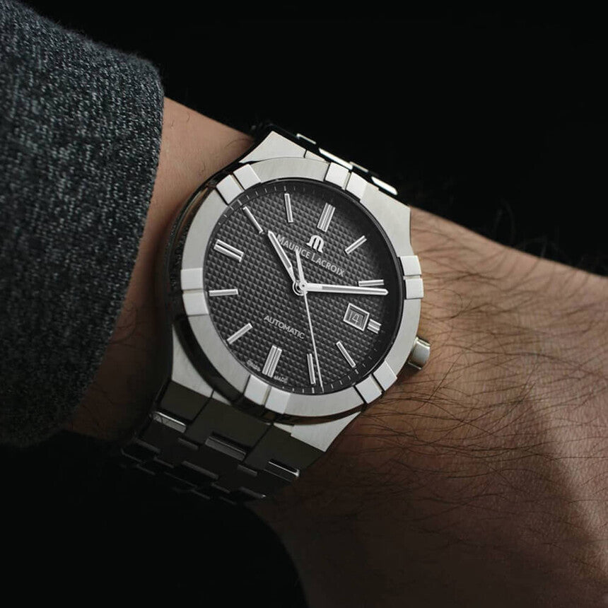 Maurice Lacroix AIKON Automatic Date 42mm Automatico Swiss Made Nero – AI6008-SS002-330-1