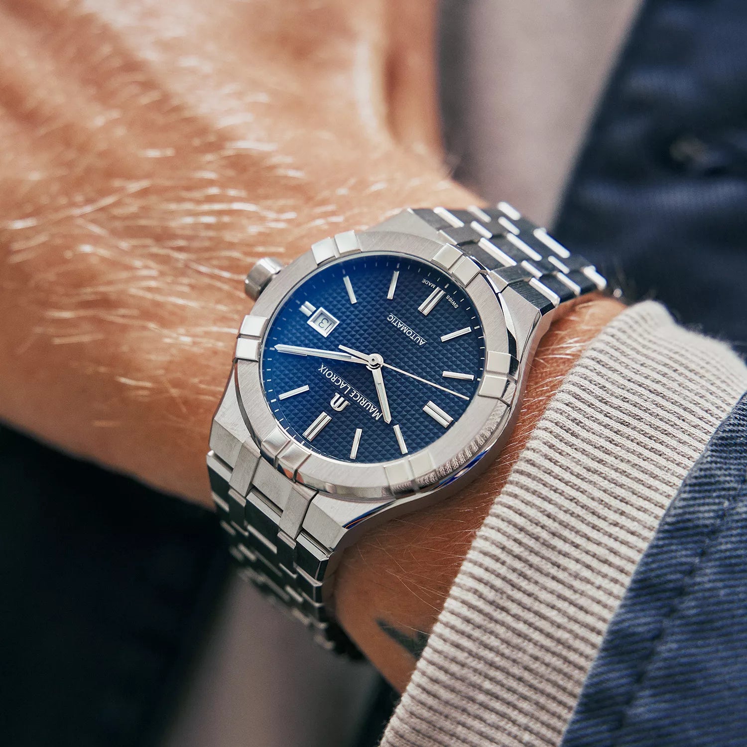 Maurice Lacroix AIKON Automatic Date 42mm Automatico Swiss Made Blu – AI6008-SS002-430-1
