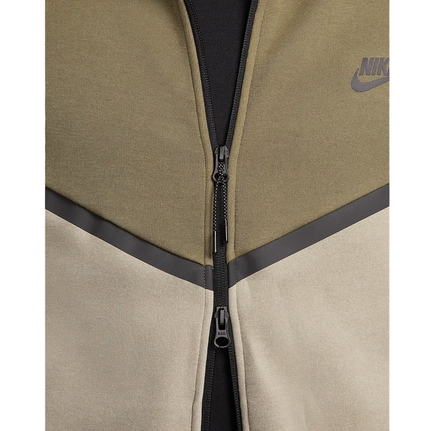 Nike Giacca Tech Fleece Windrunner Uomo HV0949-222 Verde Oliva