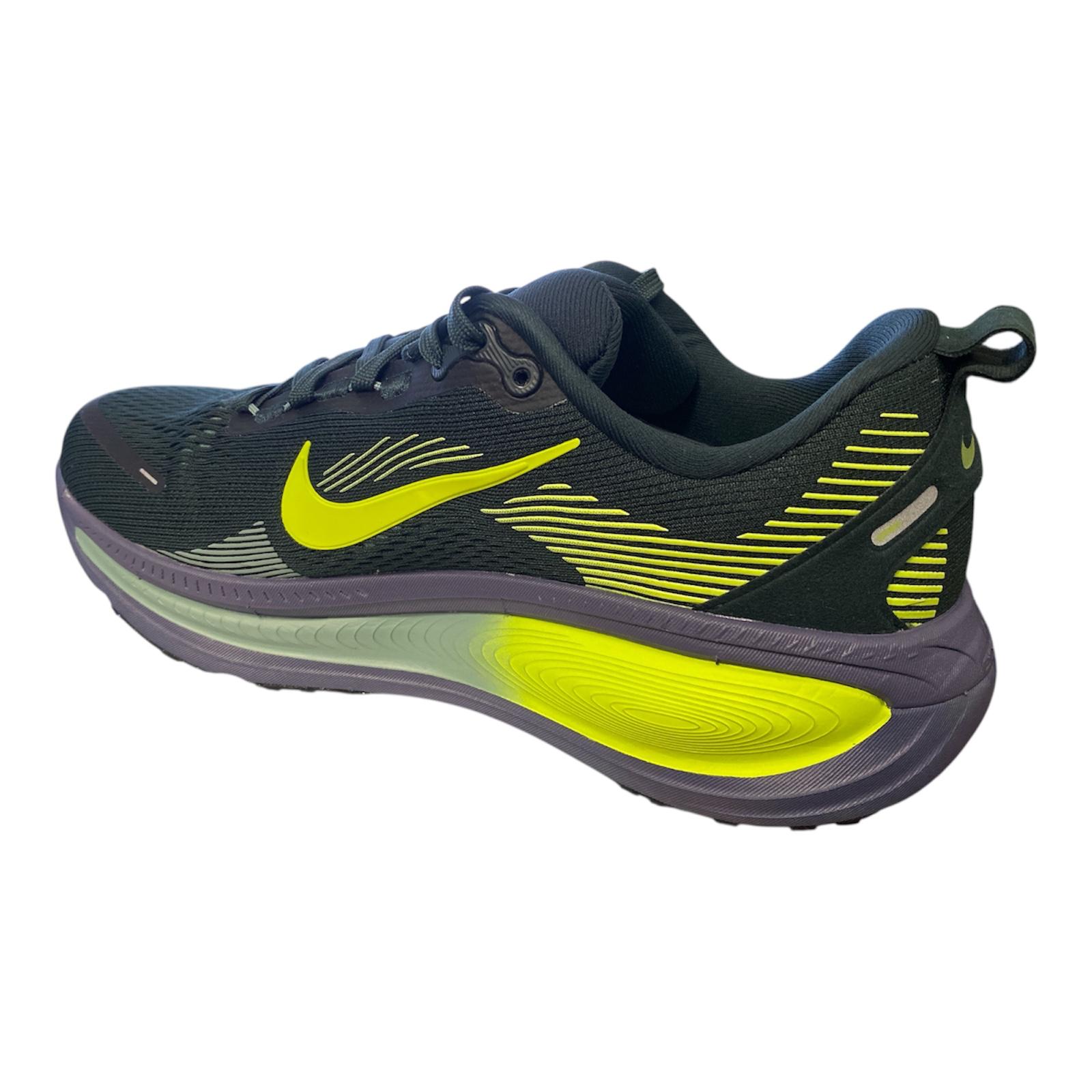 Nike - Scarpa Running Uomo Vomero 18 Verde - HM6803-301