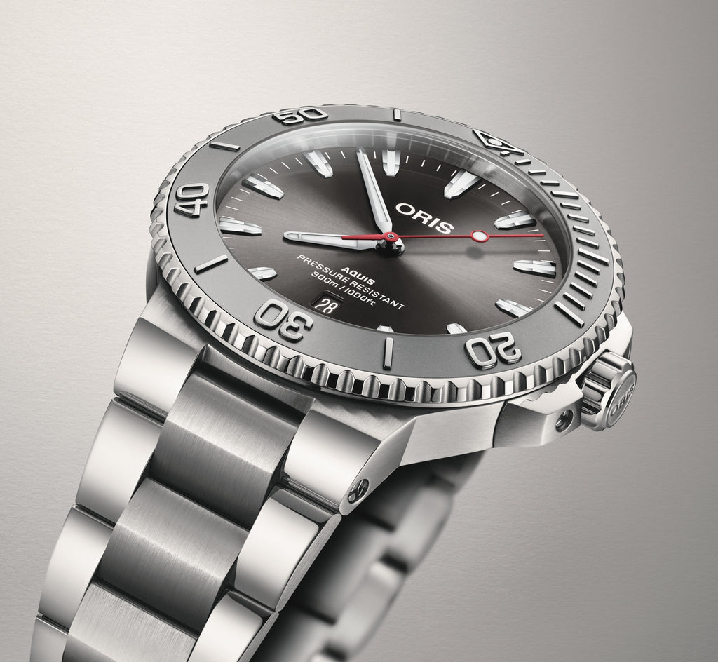 Oris Aquis Date Automatic Swiss Made Grigio 43.5mm – 01 733 7789 4153-07 8 23 04PEB
