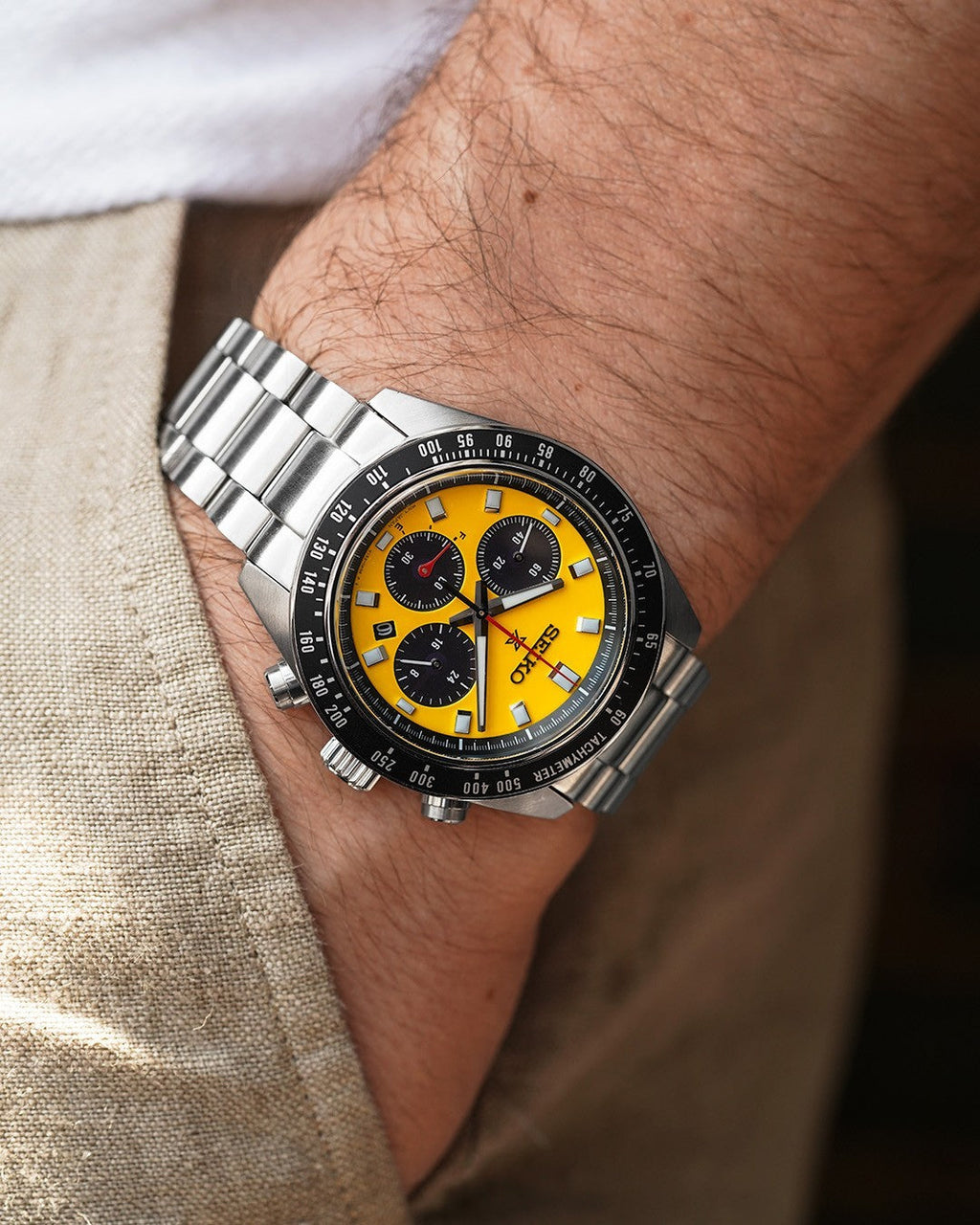 Seiko Prospex Speedtimer Solar Chronograph – Movimento Quarzo Solare, Giallo e Nero, 41,4mm – Cod. SSC929P1