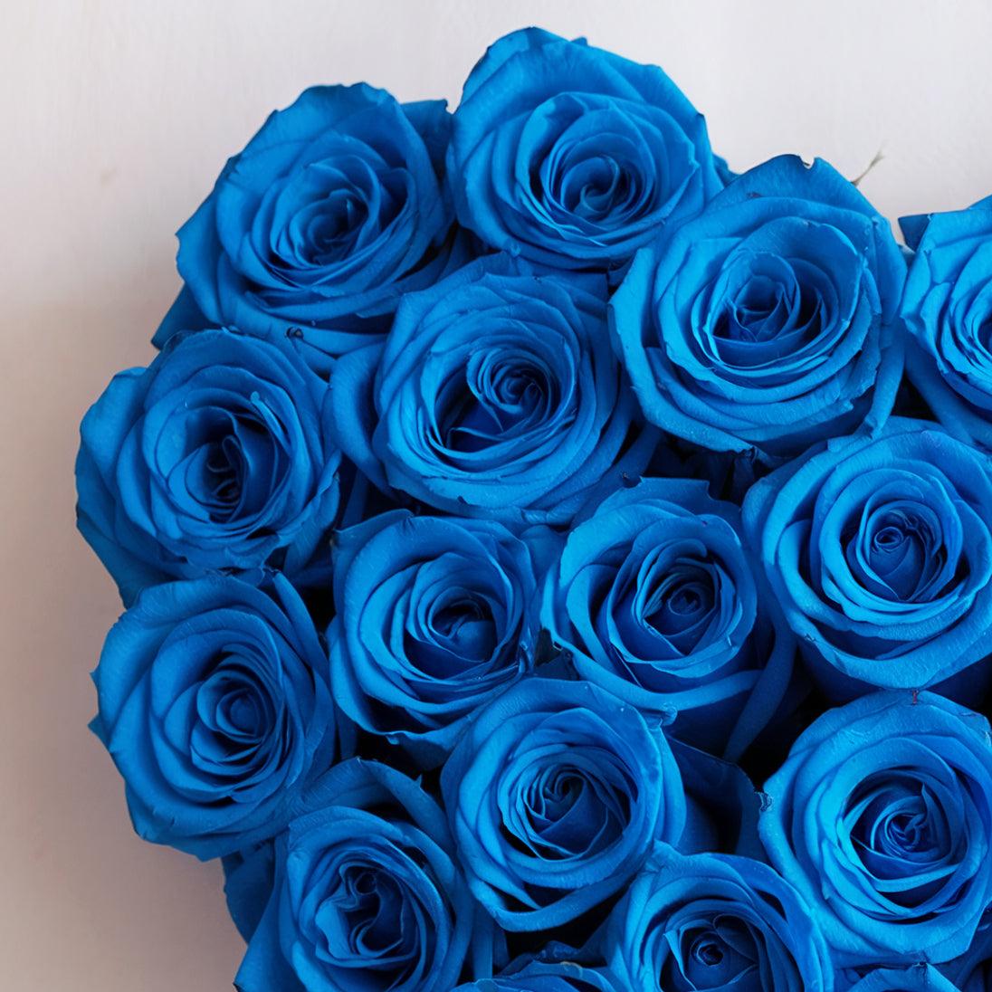 INFINITO BLU – Cuore di Rose Blu