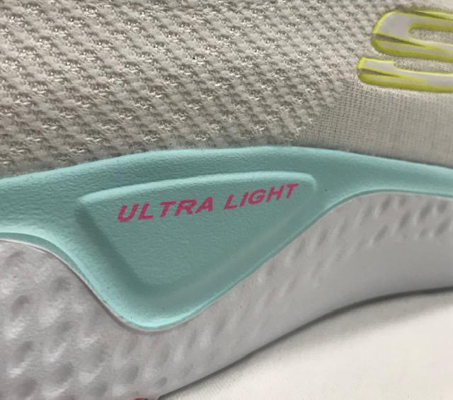 Skechers Solar Fuse Brisk Escape Scarpe Sportive Donna Bianco
