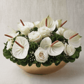 ETERNO RIPOSO – Ciotola Funebre con Anthurium e Rose Bianche