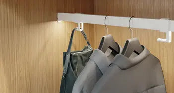REGGITUBO, PER TUBO PER ARMADIO HÄFELE DRESSCODE, AD ANGOLO