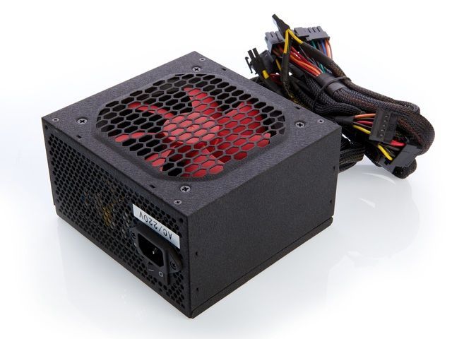 iTek DESERT 650 alimentatore per computer 650 W 20+4 pin ATX ATX Nero, Rosso [ITPSD650]