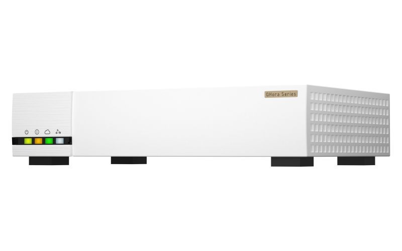 QNAP QHora-322 router cablato 2.5 Gigabit Ethernet, 10 Gigabit Ethernet Bianco [QHORA-322]