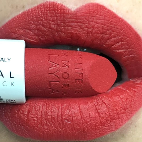 LAYLA IMMORAL MAT LIPSTICK ROSSETTO CARNAL RED M11