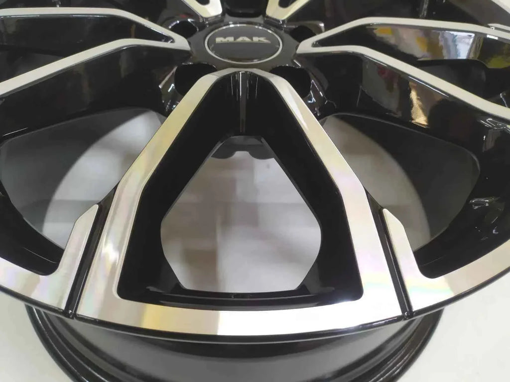 N4 Cerchi in Lega MAK 17 Pollici per CUPRA Ateca, Leon e Formentor - Cerchi Lega MAK 17 Pollici CUPRA