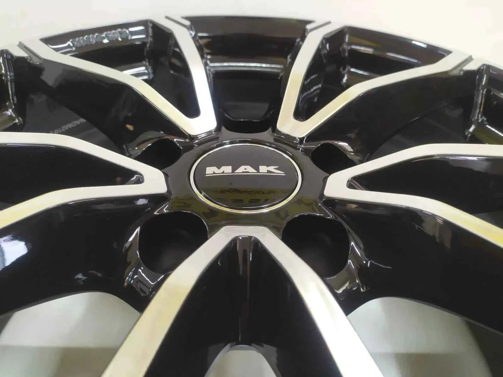 N4 Cerchi In Lega 17 Pollici Per SKODA Octavia, Superb, Yeti - Cerchi In Lega 17 Per SKODA