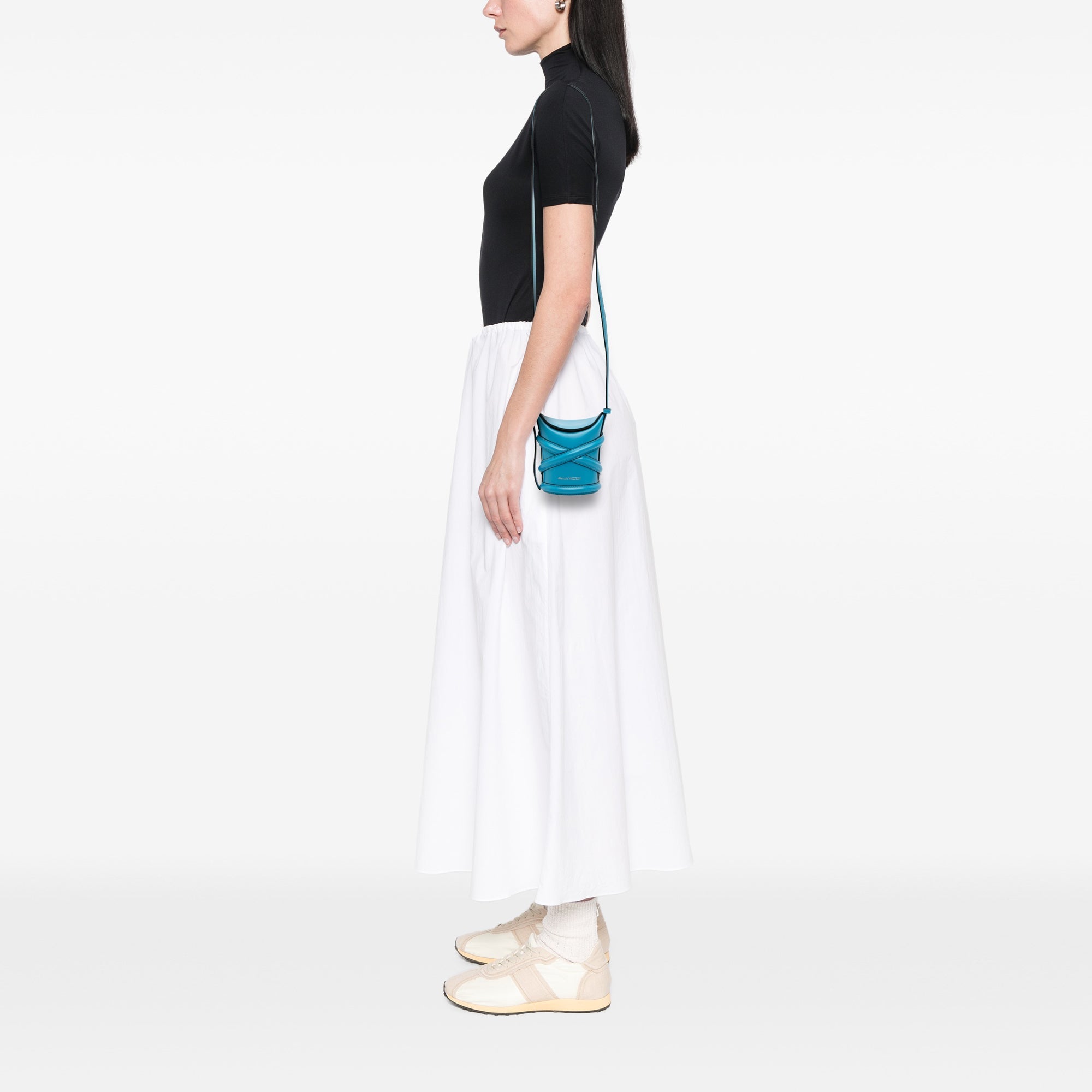 Alexander McQueen The Curve – Borsa a Secchiello in Pelle di Vitello Blu